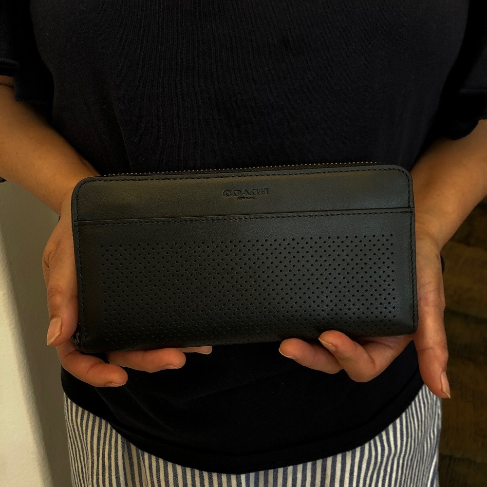 Coach accordion zip wallet